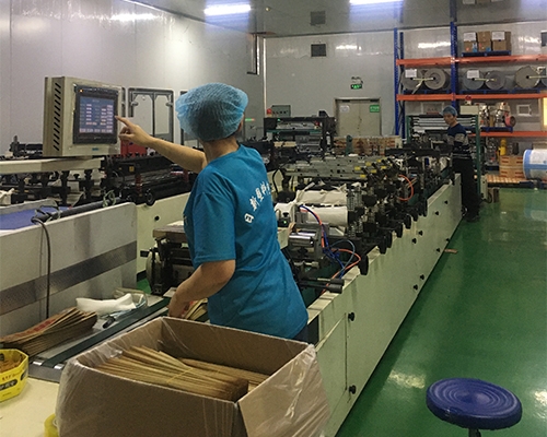 制(zhi)袋設備(bei)